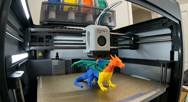 Multi-color 3D-geprint object van 3Dplanner gemaakt met meerdere kleuren en materialen in één print op een FDM-printer.