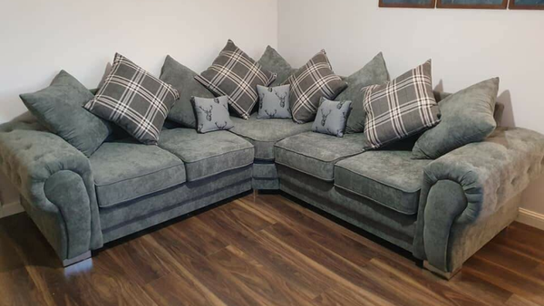 Chesterfield Verona Corner Sofa set