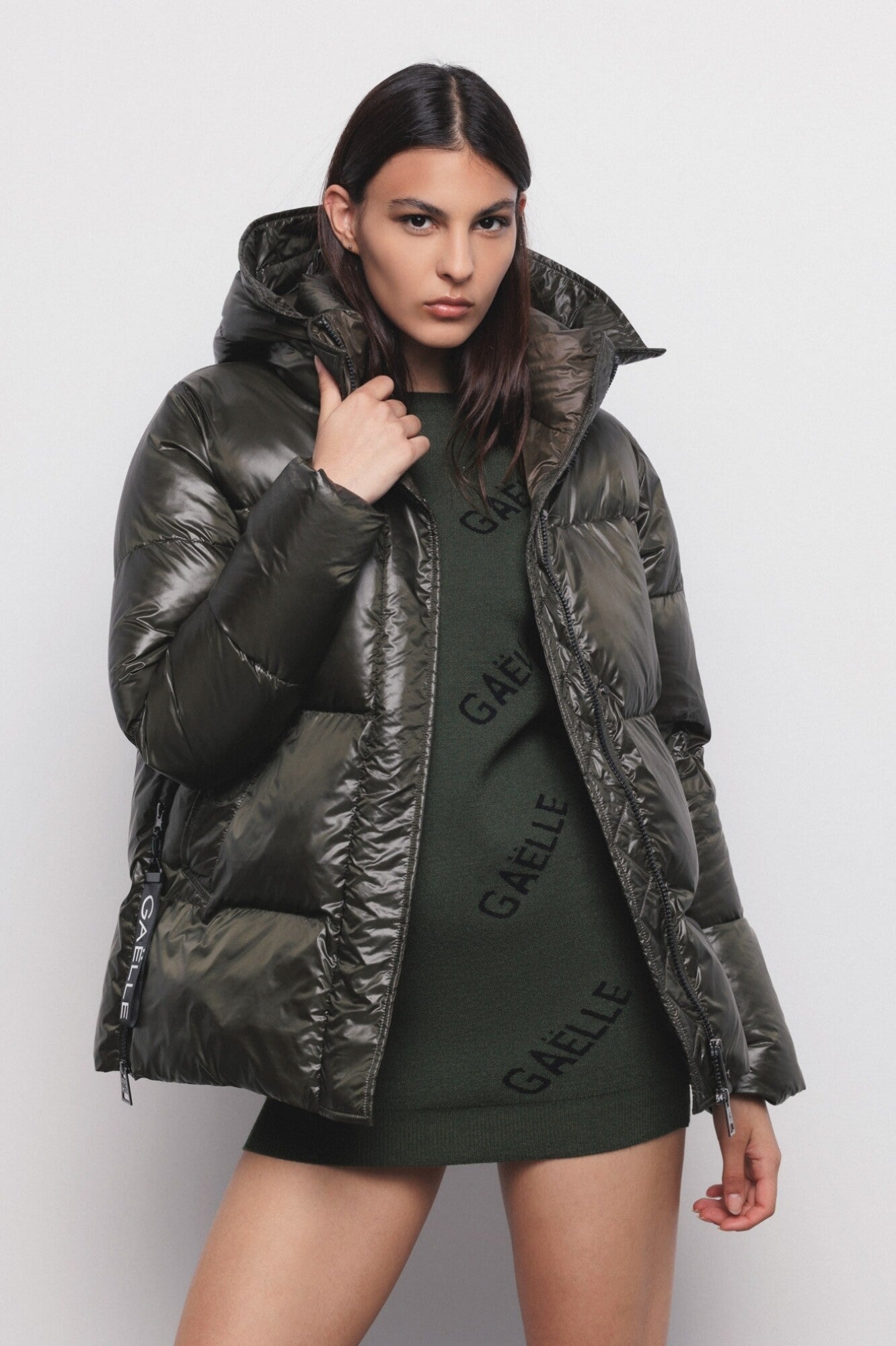 Gaëlle Paris Piumino Verde Militare