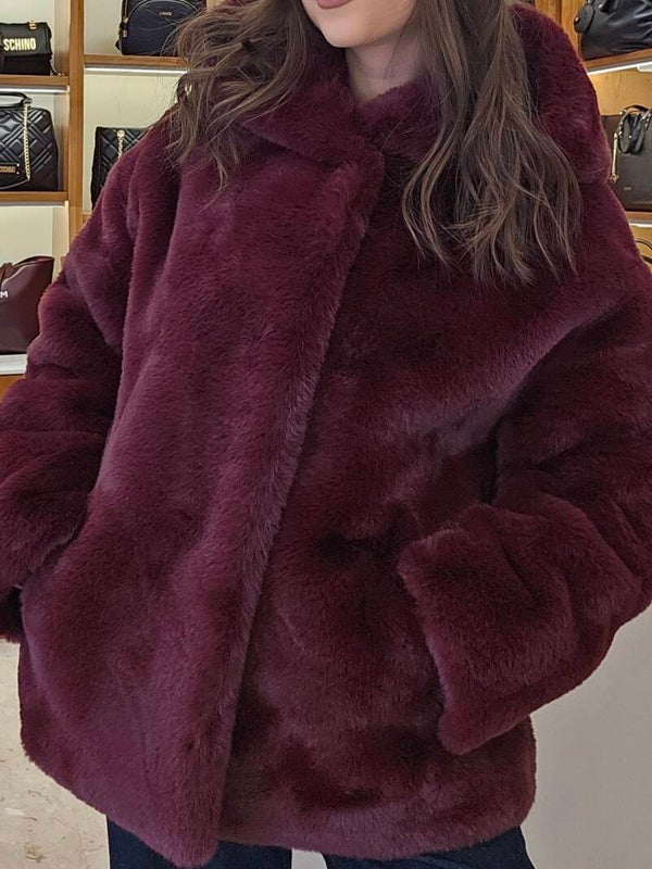 Gaëlle Paris Pelliccia con Cappuccio Burgundy