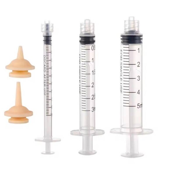 1 zestaw smoczek do karmienia 2 smoczki + 3 strzykawki 1ml/3ml/5ml