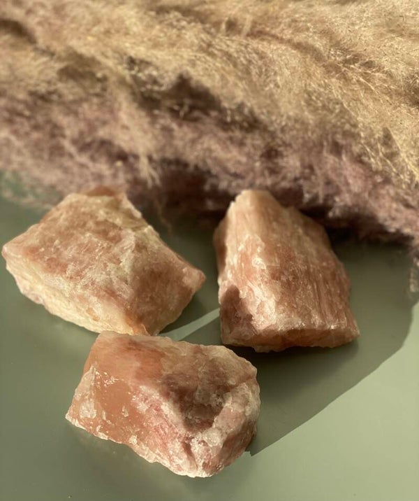 Caribbean pink calciet ruw