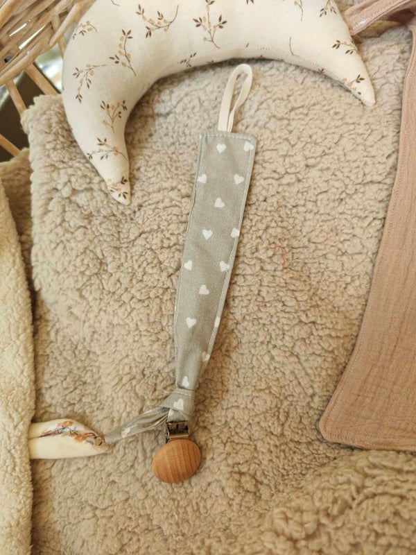 Attache tétine avec pince