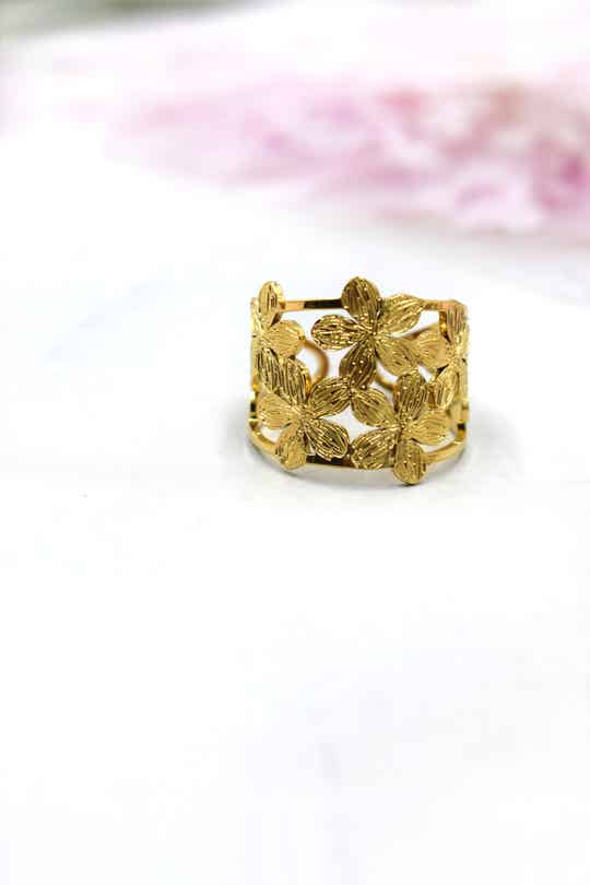 Big Flowers Ring – Goud