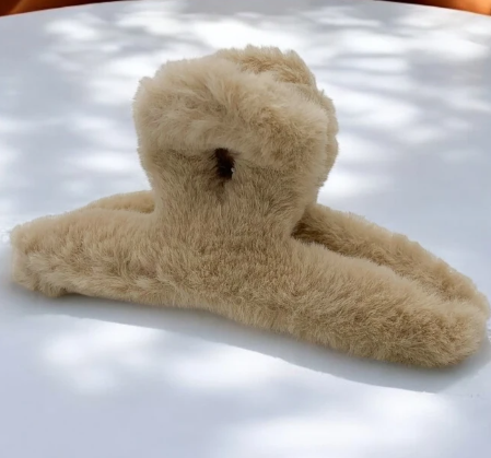 Haarklem met print Beige