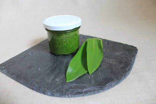 Bärlauch-Pesto mit Olivenöl aus Kreta