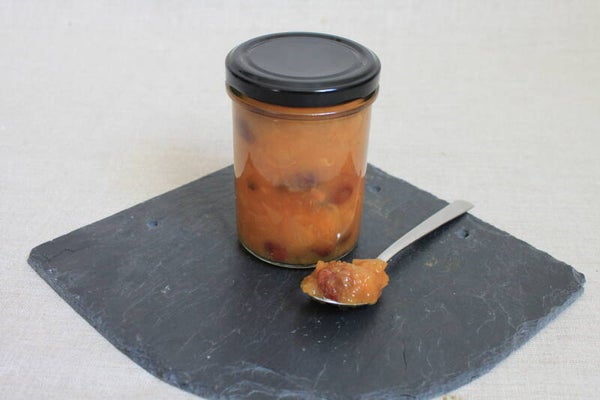 Apfel-Zwiebel-Chutney mit Rosinen