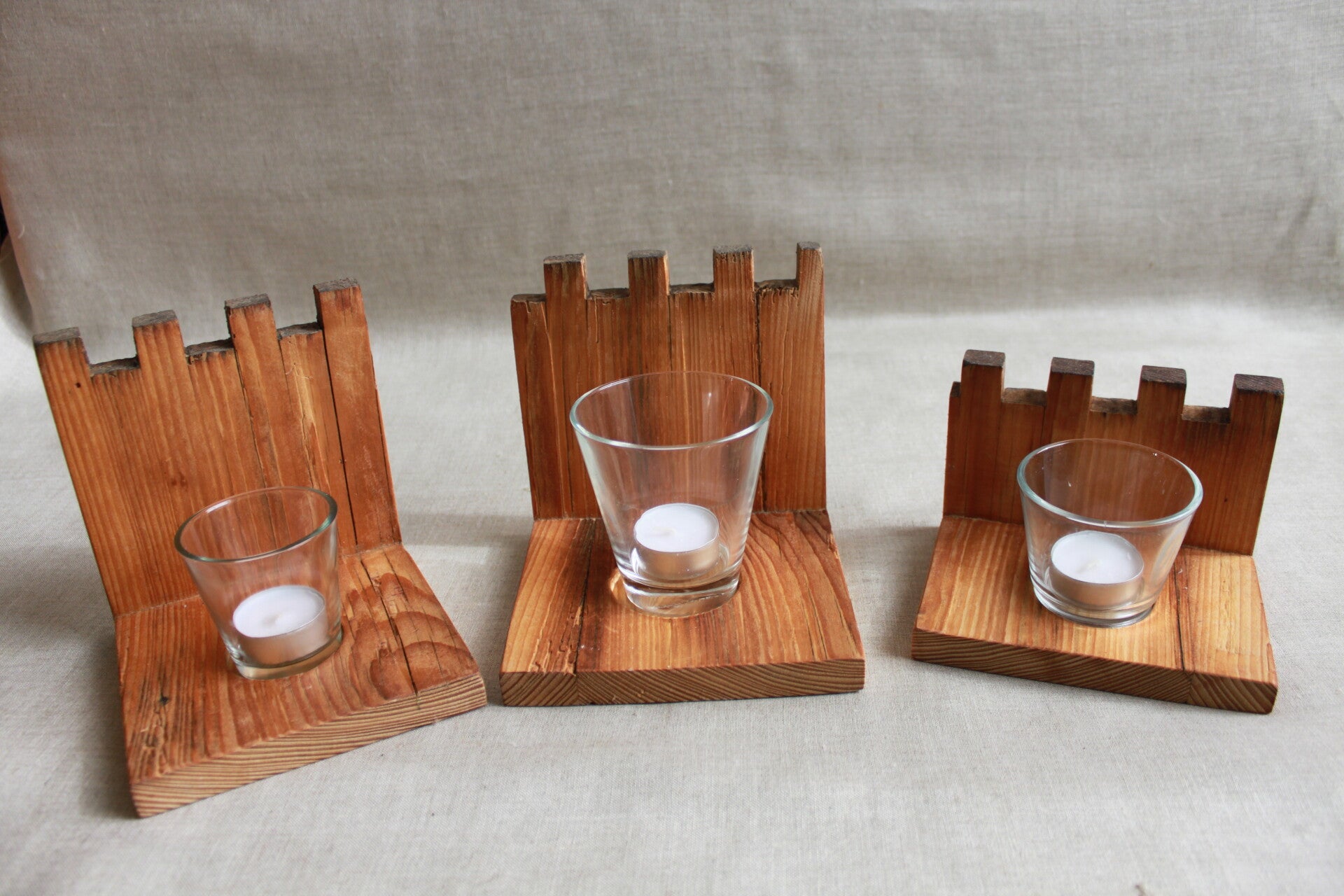 Set Teelichthalter aus Upcycling-Holz