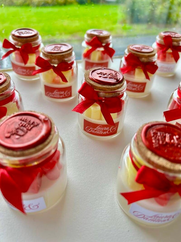 Guest Favours & Custom Candles