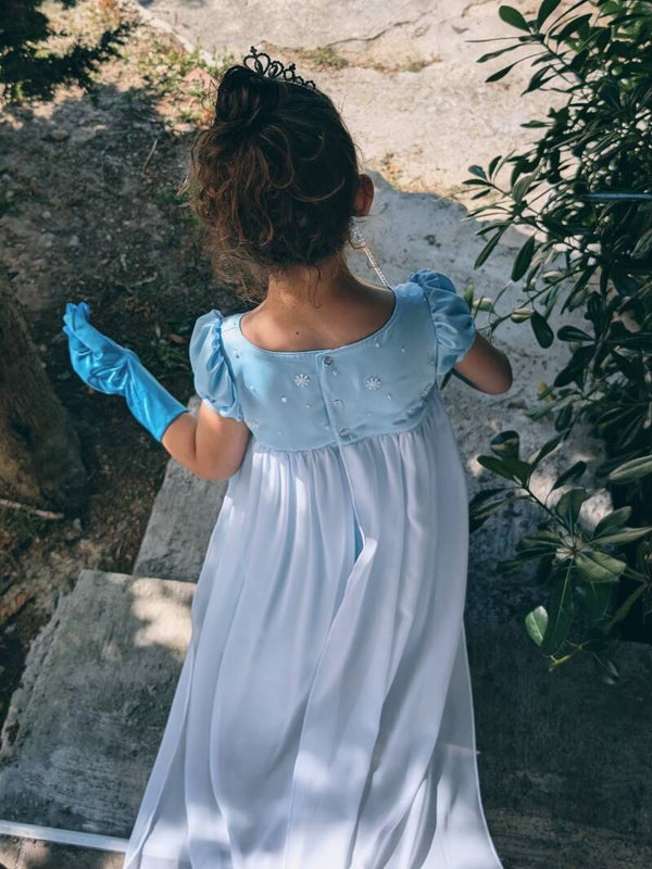 Elsa.