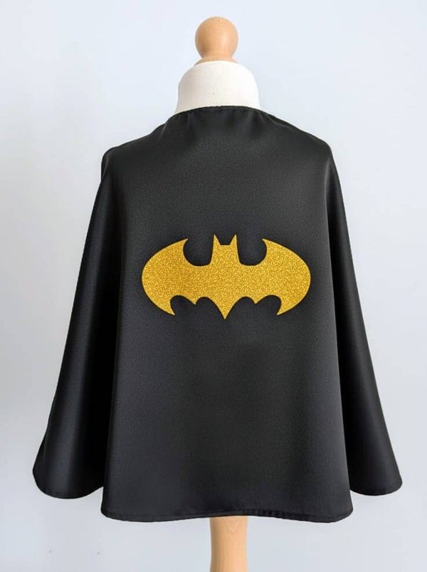 Cape Batman/Batgirl