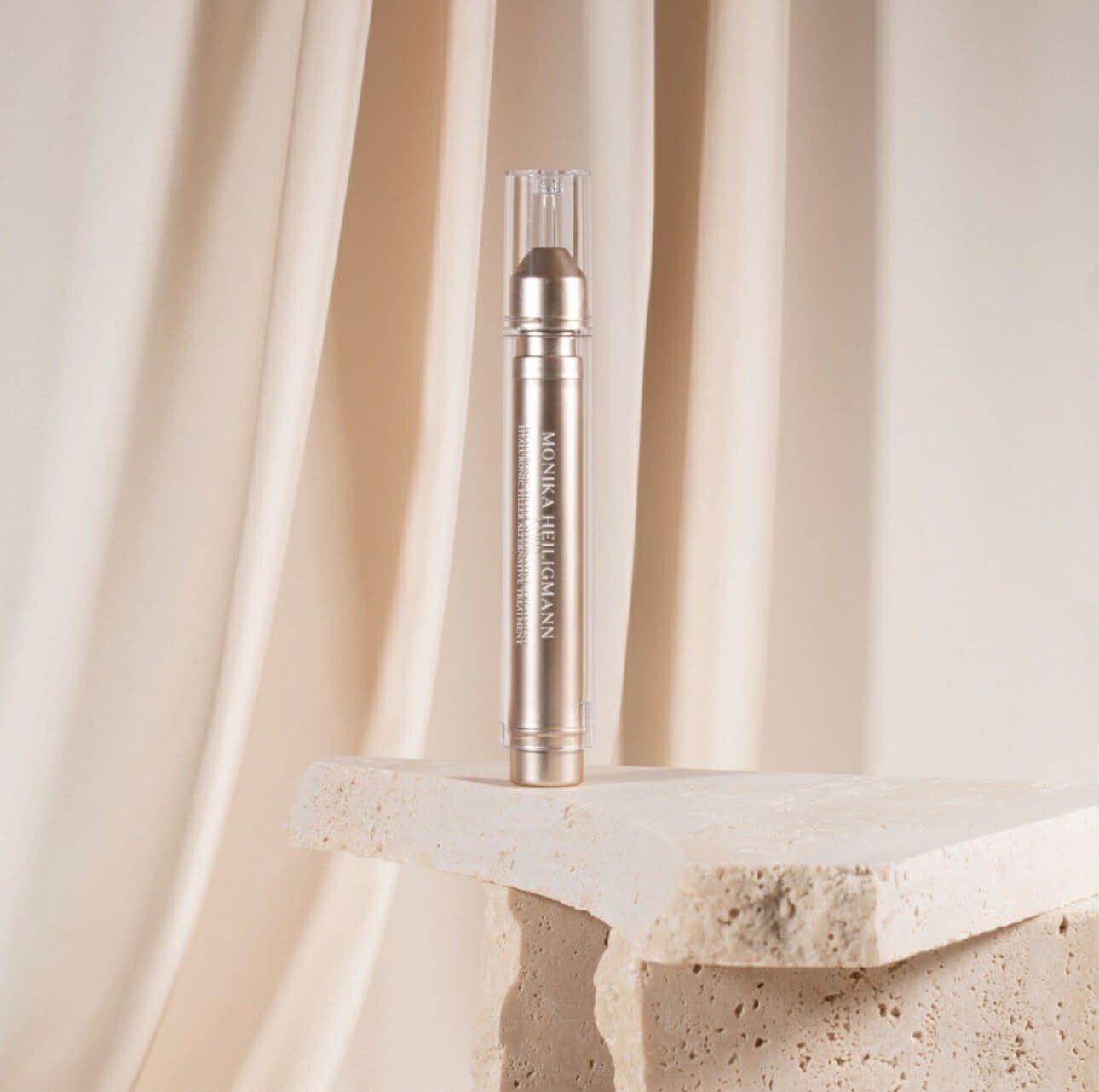 Lip perfecting overnight mask