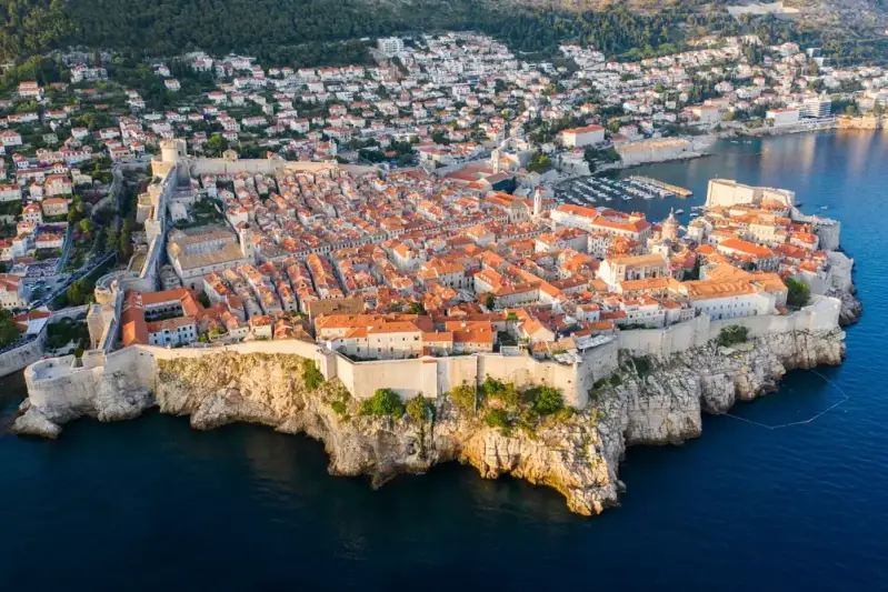 Long distance taxi transfer from Biograd na Moru to Dubrovnik private ride