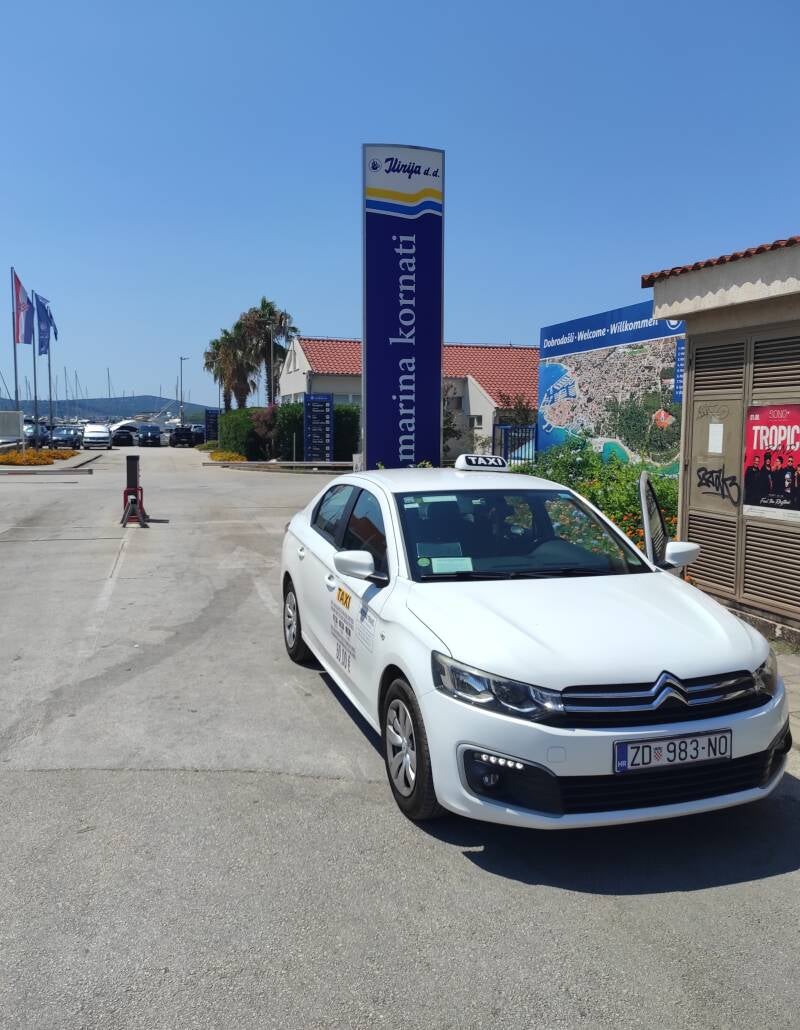 Marina Kornati taxi transfer - Taxi Biograd na Moru Jakovina private service