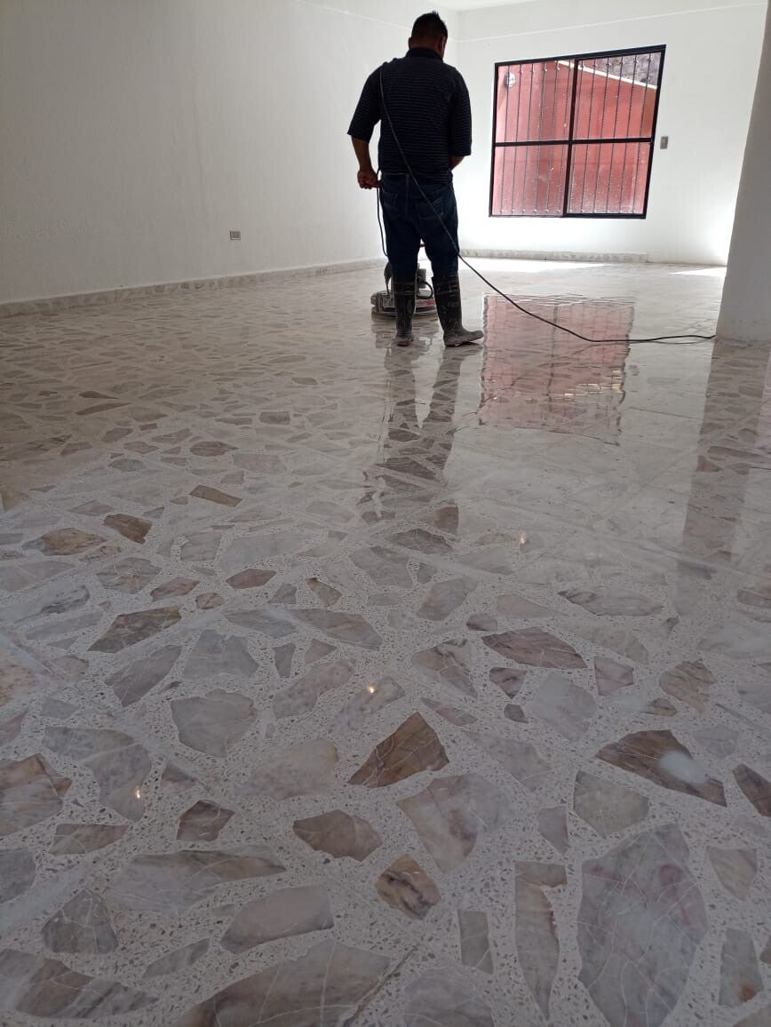 Pulido en piso de Marmol