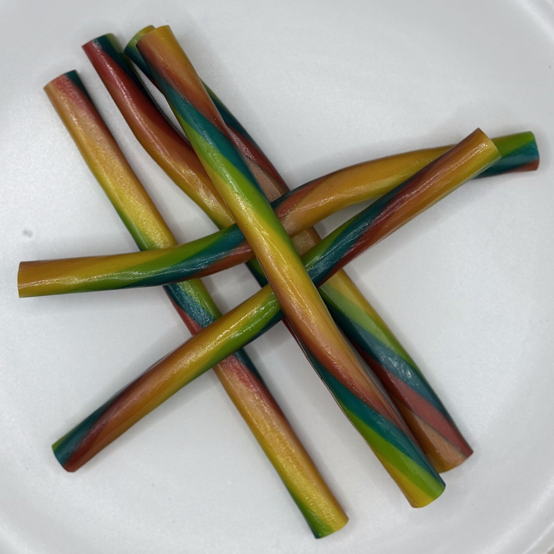 Fini bâtonnets fourrés multicolores | vente au grammes