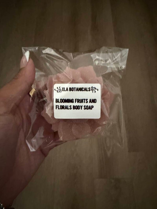 Blooming Fruits & Florals Body Soap