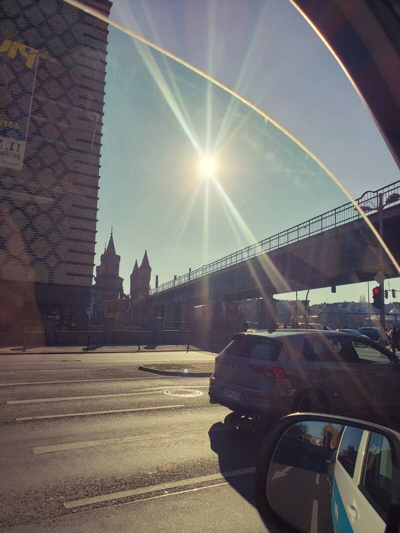 Oberbaumbrücke in Berlin an der Lane B96a
