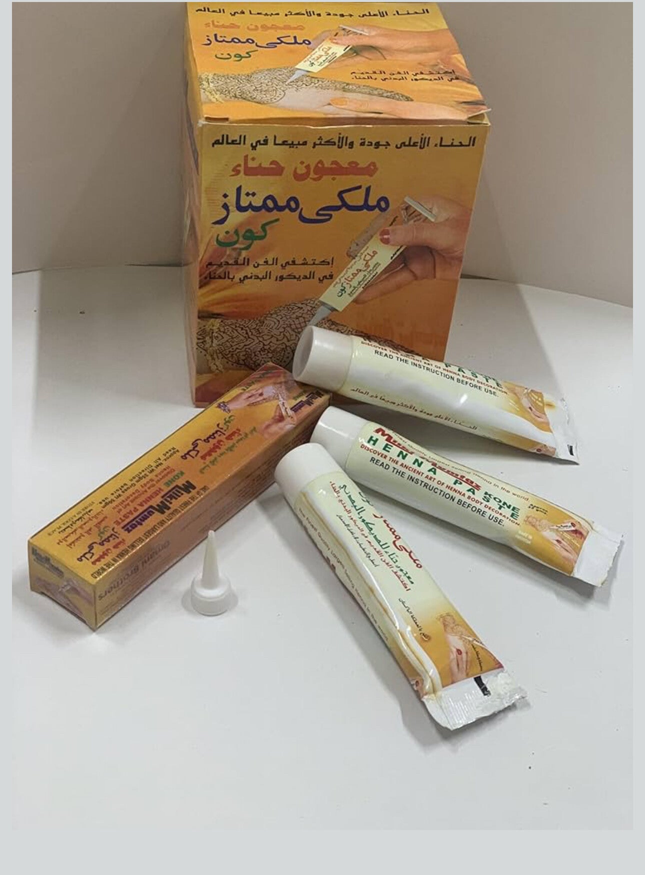 Milki Mumtaz Red henna kone. 1pcs with a drowning kit included