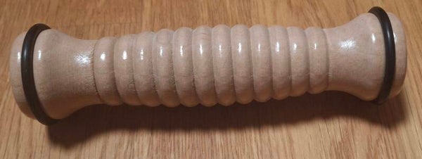 Fußmassageroller aus Holz