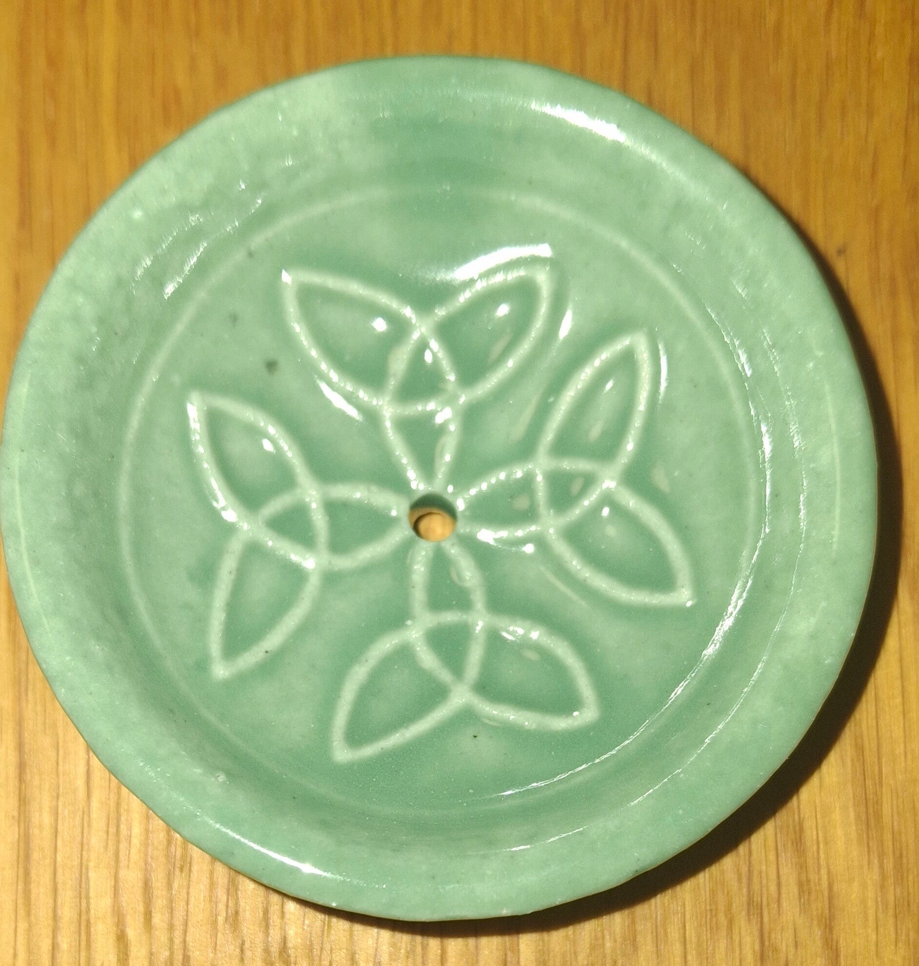 Keramikhalter Räucherstäbchen rund