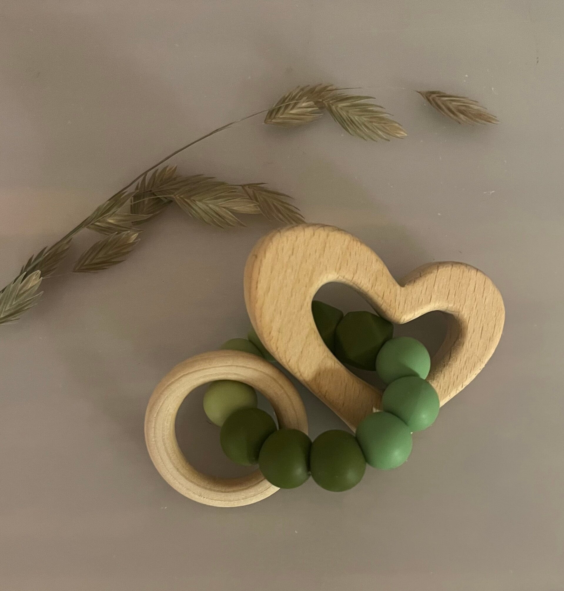 Bijtring siliconen groen - hart