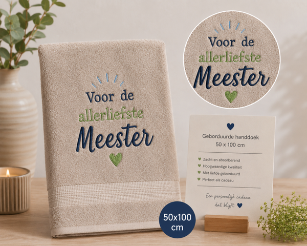 Gepersonaliseerde Handdoek Meester – Stoer Bedankje Schooljaar ⚽🛠️