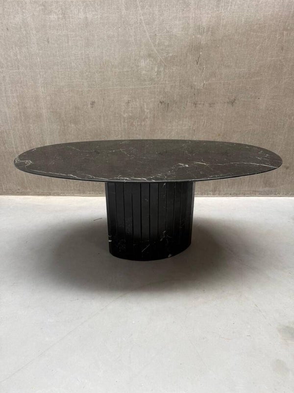 Vintage Nero Marquina ovale marmeren eettafel