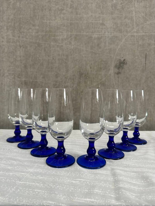 Vintage champagne glazen met blauwe voet | Studio Galli