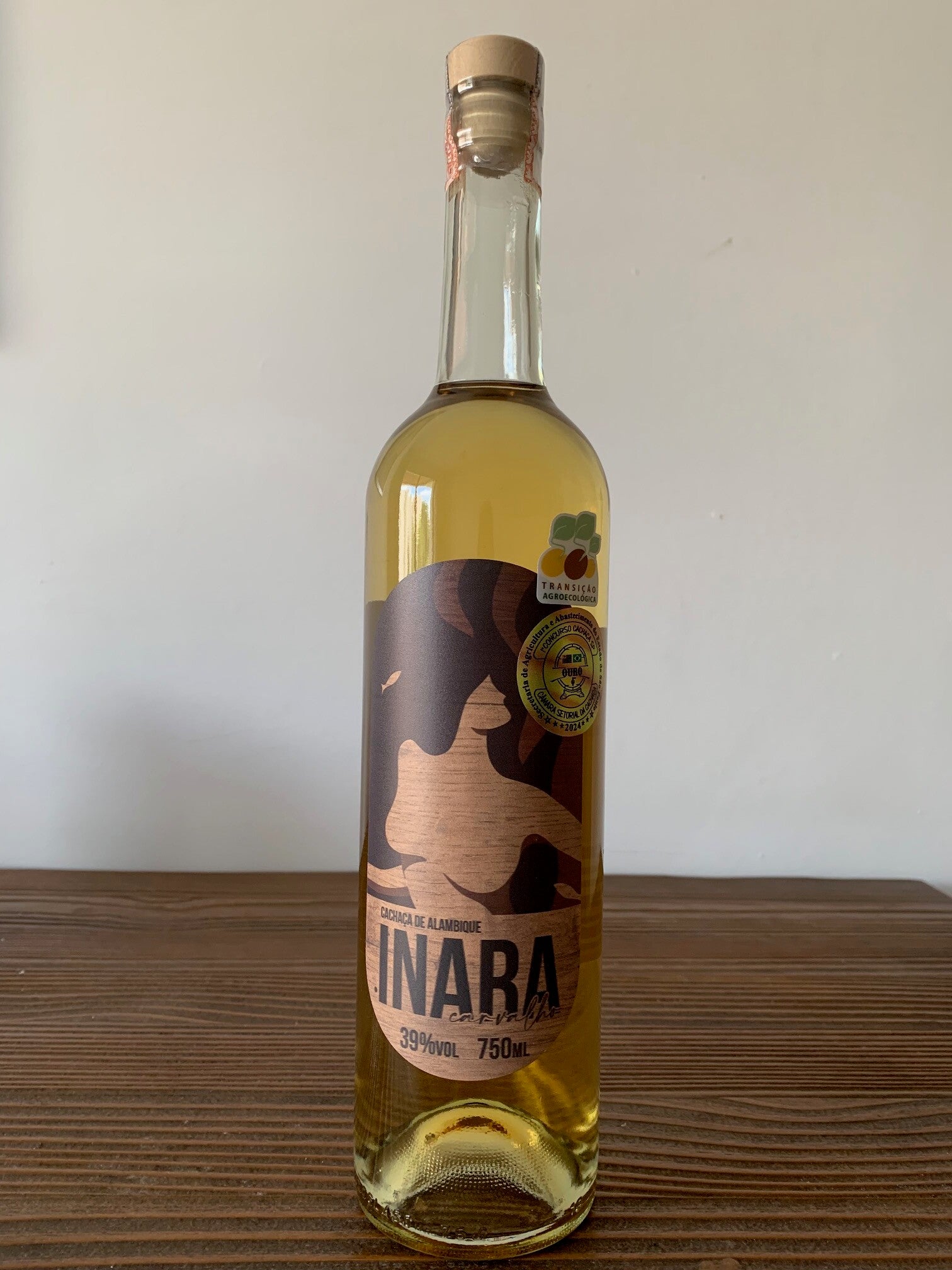 Inara Alambique Ouro