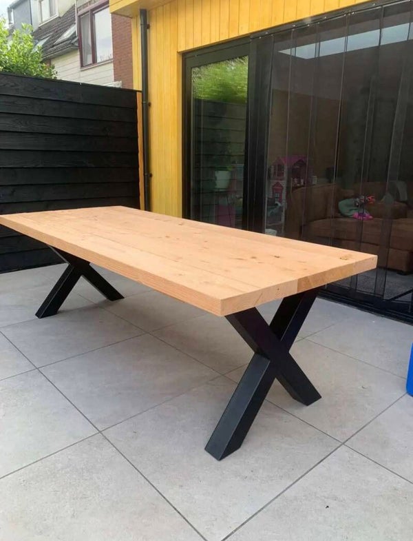 Moderne industriële picknicktafel – handgemaakt maatwerk