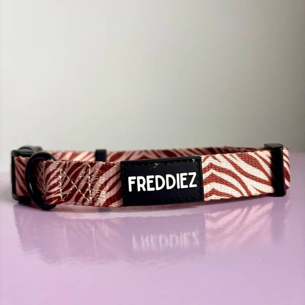 Halsband - zebra bruin