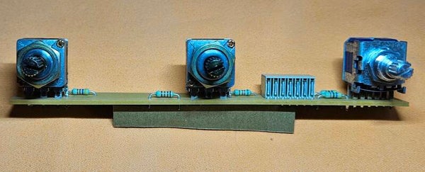 Circuit Display  B261