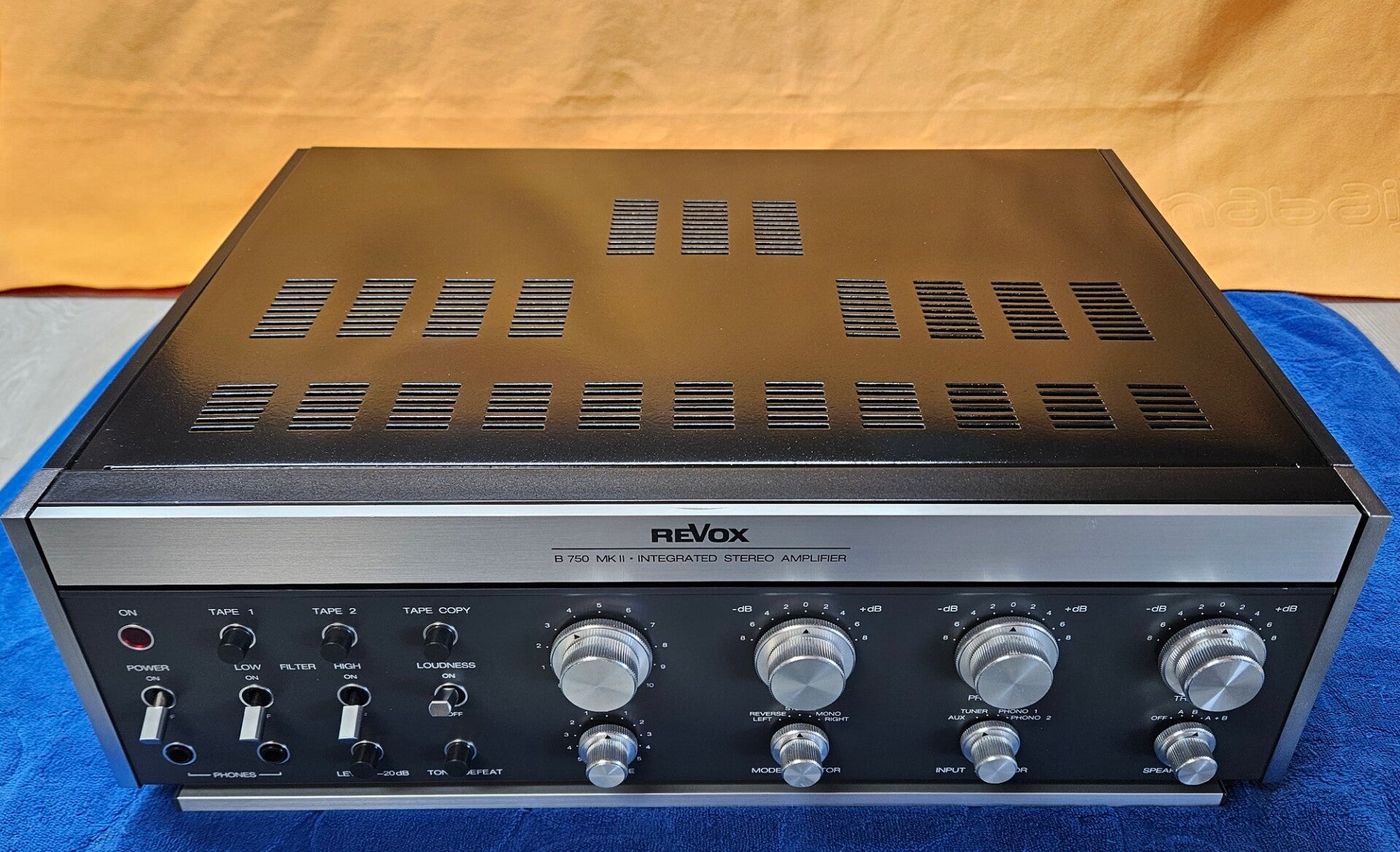 Revox B750 MK2 – Amplificateur entièrement restauré