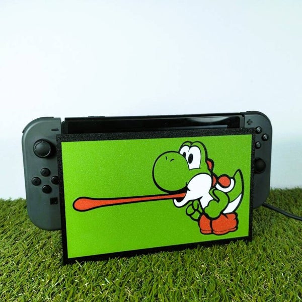 SOPORTE NINTENDO SWITCH. SUPER MARIO BROS. YOSHI