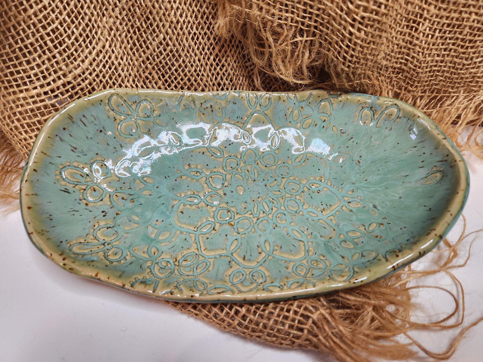 Oval serving dish - green