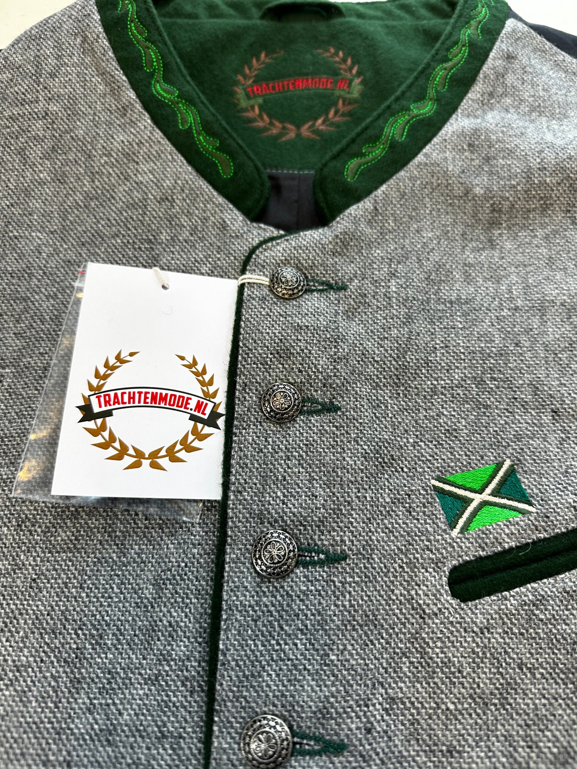Trachten gilet maat 48 tm 58 nieuw TMAchterhoek