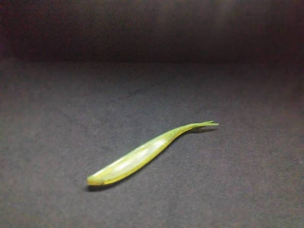 GS V-TAIL SHAD 10cm "Motoroil Green Pearl"