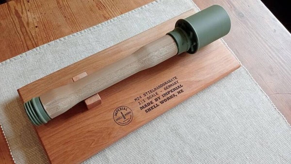 Stielhandgranate 24 Grenade Replica
