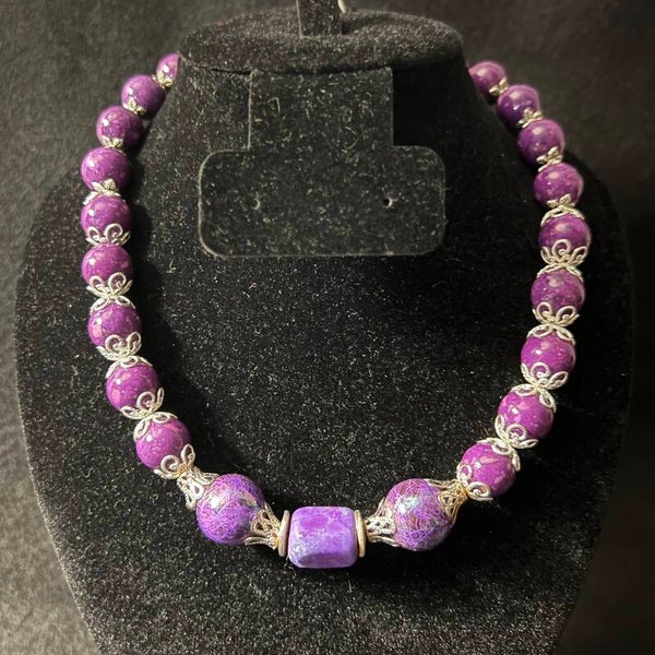 Violet Marbled Elegant Necklace