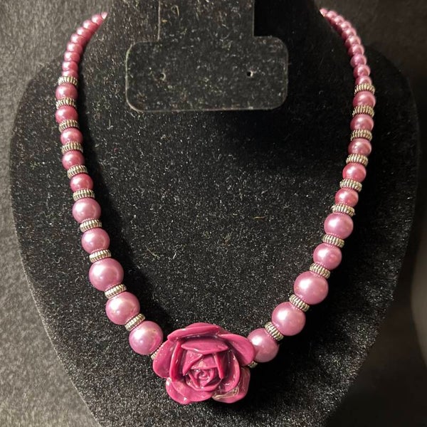 Petals & Pearls Necklace