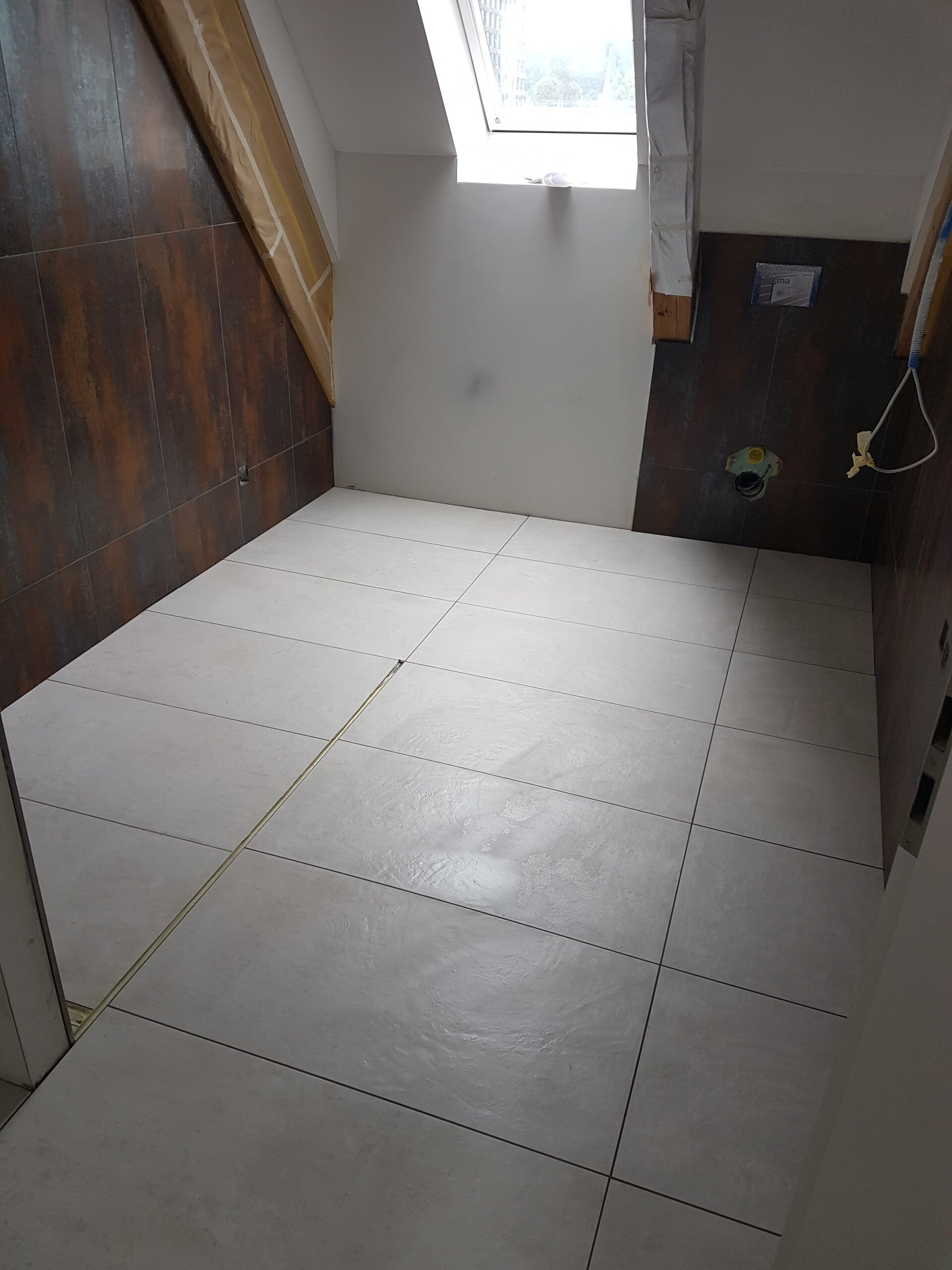 1000006325-standard.jpg