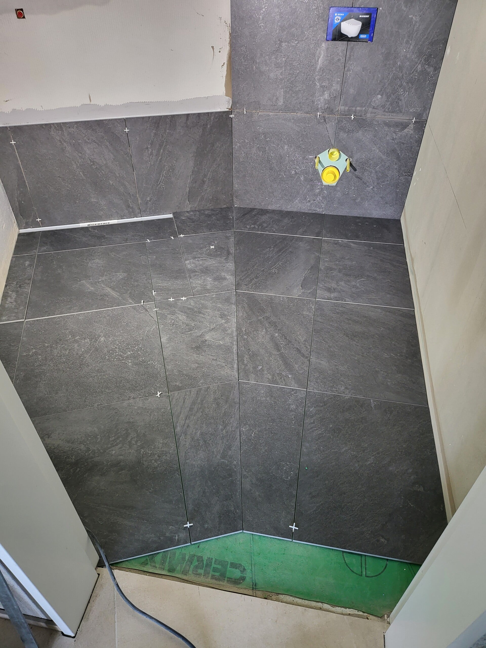 1000007876-standard.jpg