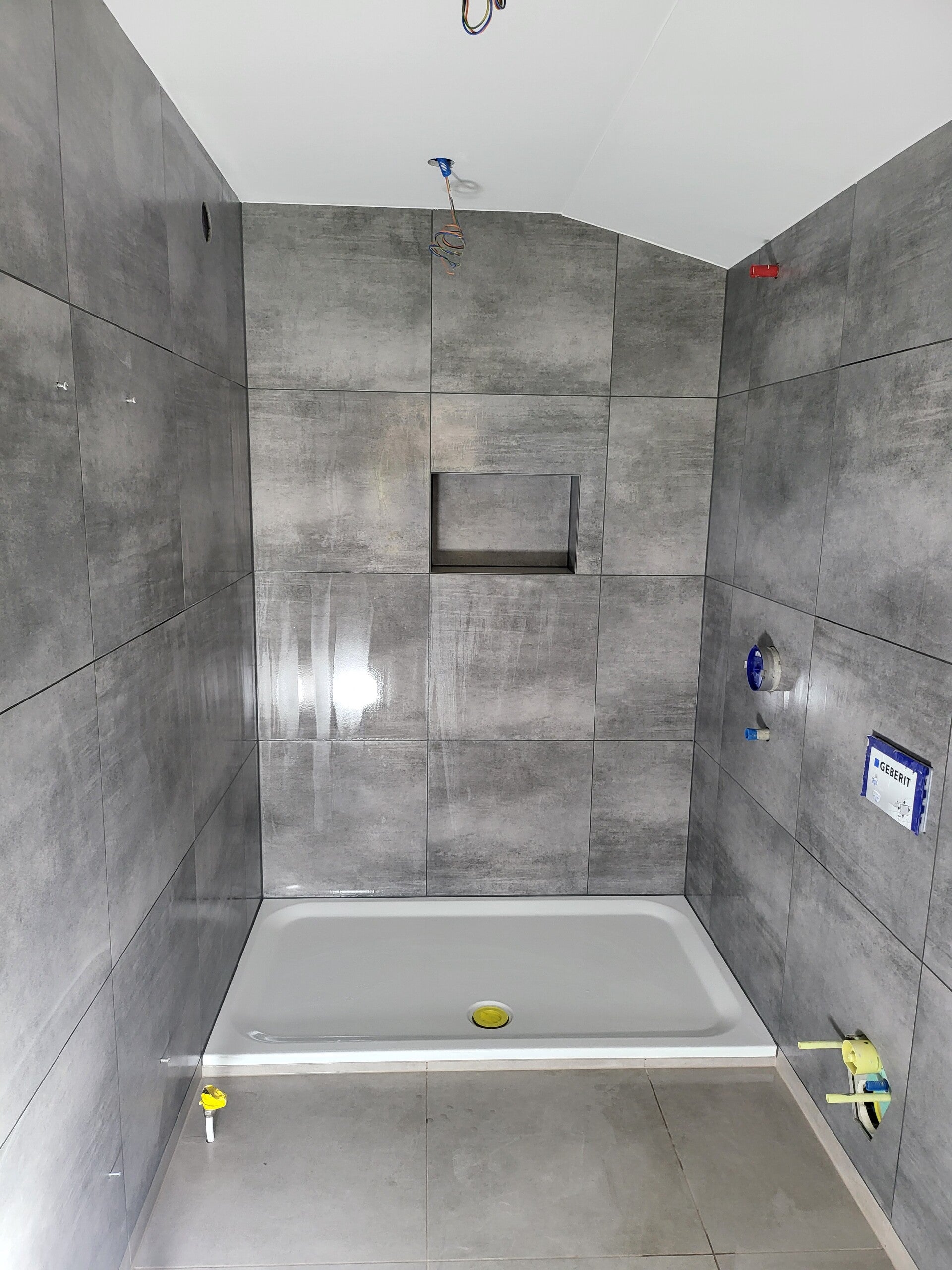 1000047219-standard.jpg
