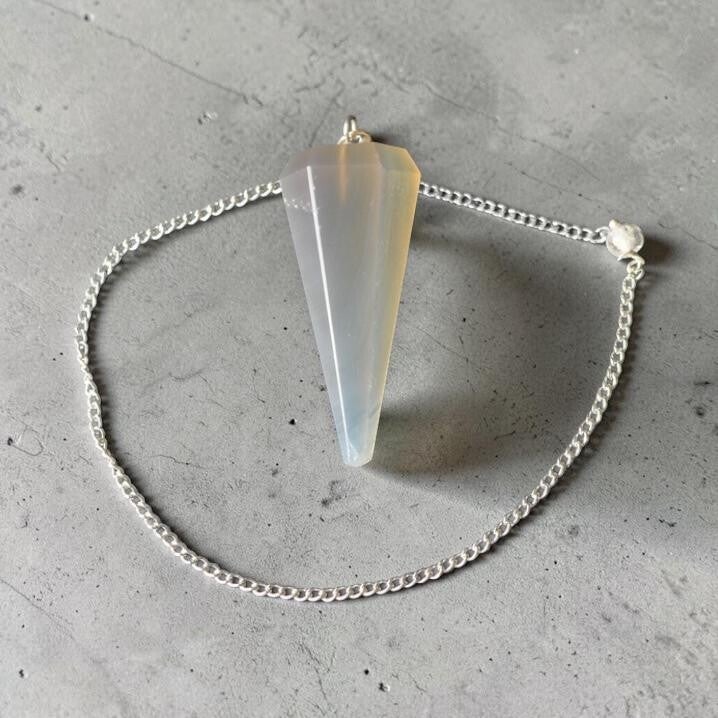 Pendule Agate grise conique