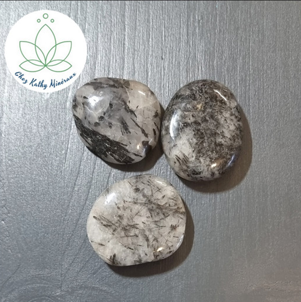 Quartz-Tourmaline noire galet