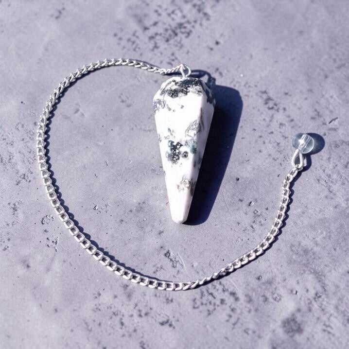 Pendule Agate arbre conique