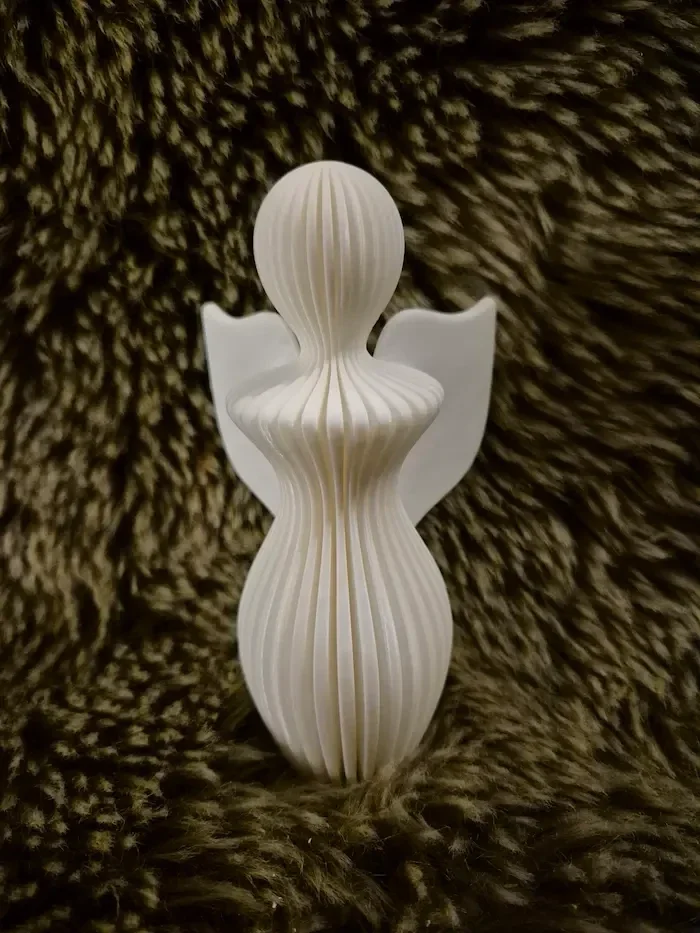 Modern Beschermengeltje Wit (15cm) – 3D Design Beeldje | Handgemaakt in Limburg