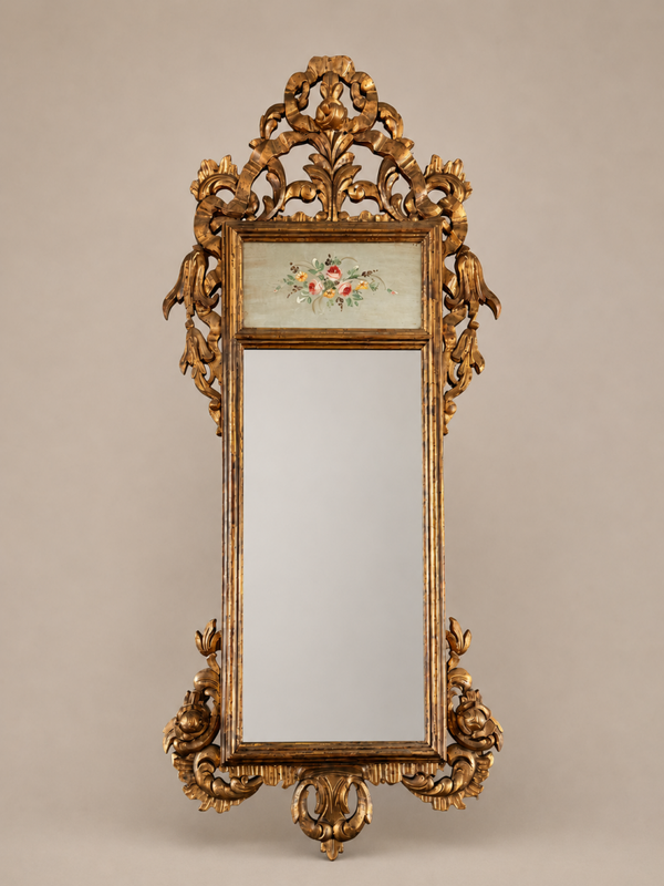 Miroir rocaille en bois doré Travail décoratif du XXe siècle, dans le goût vénitien / italien.