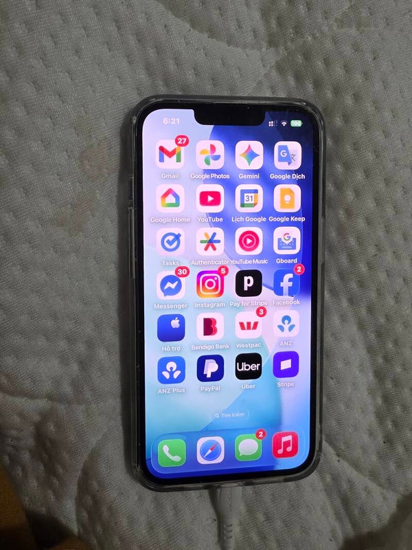 iPhone 13